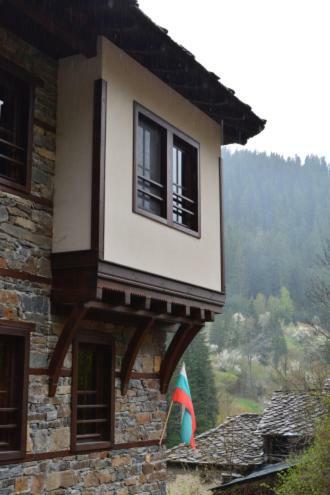 Къща За Гости Гайтана Shiroka Laka Exterior photo